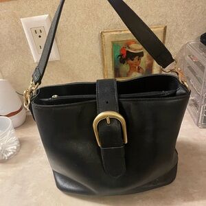 Patricia Nash Irving Bucket Bag